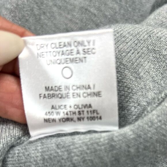 Alice + Olivia Cashmere Blend Open V Turtleneck Sweater - Picture 8 of 10